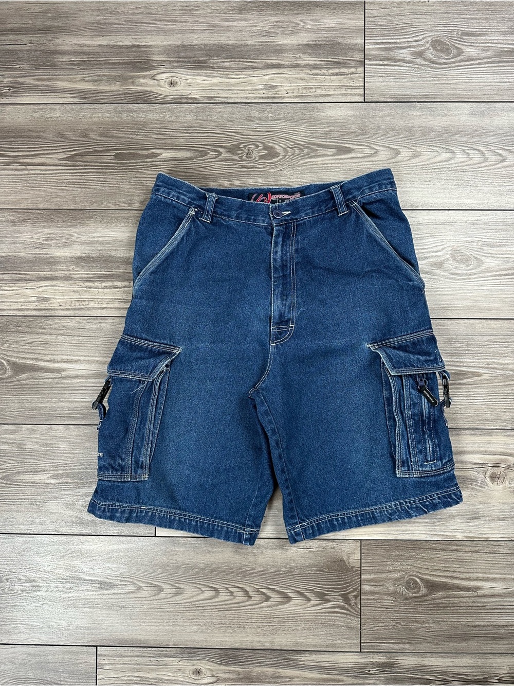 Vintage Y2K Boardsports Baggy Denim Cargo Shorts